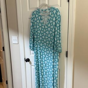 Natori Teal and White Patterned Size XL Caftan Nightgown EUC